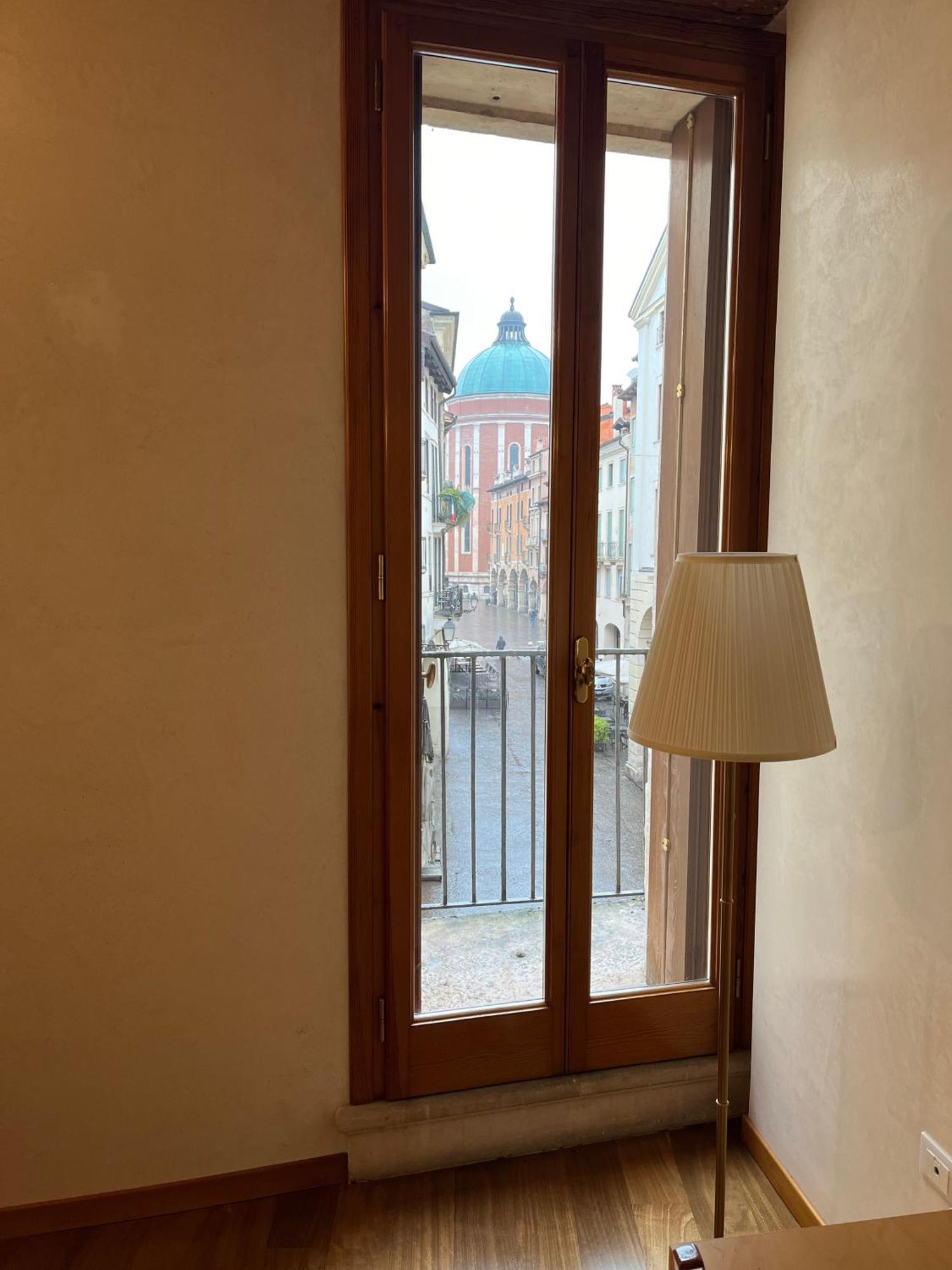 Il Campanile Apartment Vicenza Bagian luar foto