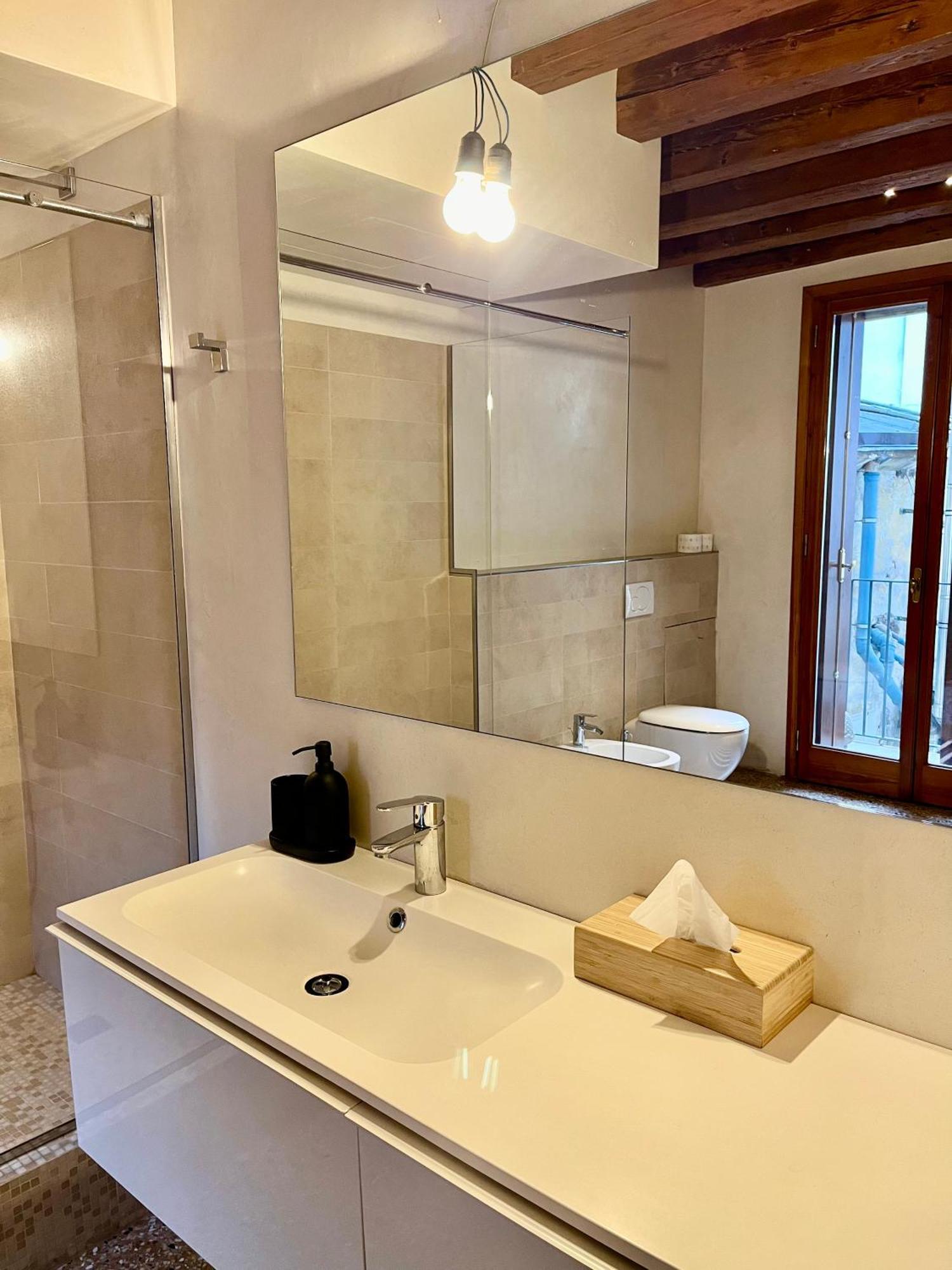 Il Campanile Apartment Vicenza Bagian luar foto