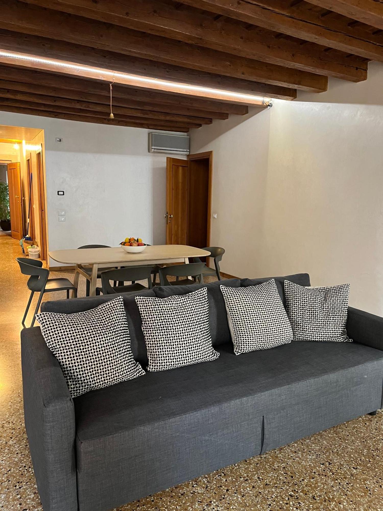 Il Campanile Apartment Vicenza Bagian luar foto
